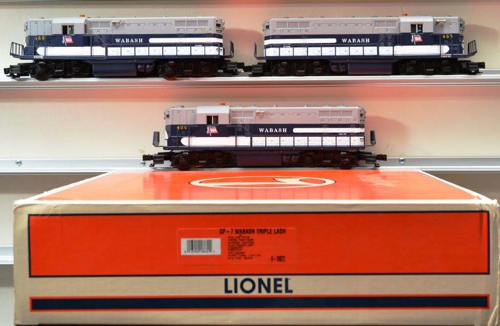 O Scale Lionel GP – 7 triple lash Manufacturer num: Lionel GP – 7 triple lash Manufacturer number 6–18872 original box(es)