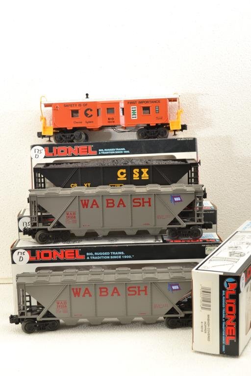 O Scale Lionel miscellaneous car lot 6–19316, 6–1: Lionel miscellaneous car lot 6–19316, 6–19316, 6–16406, 6–16518 original box(es)