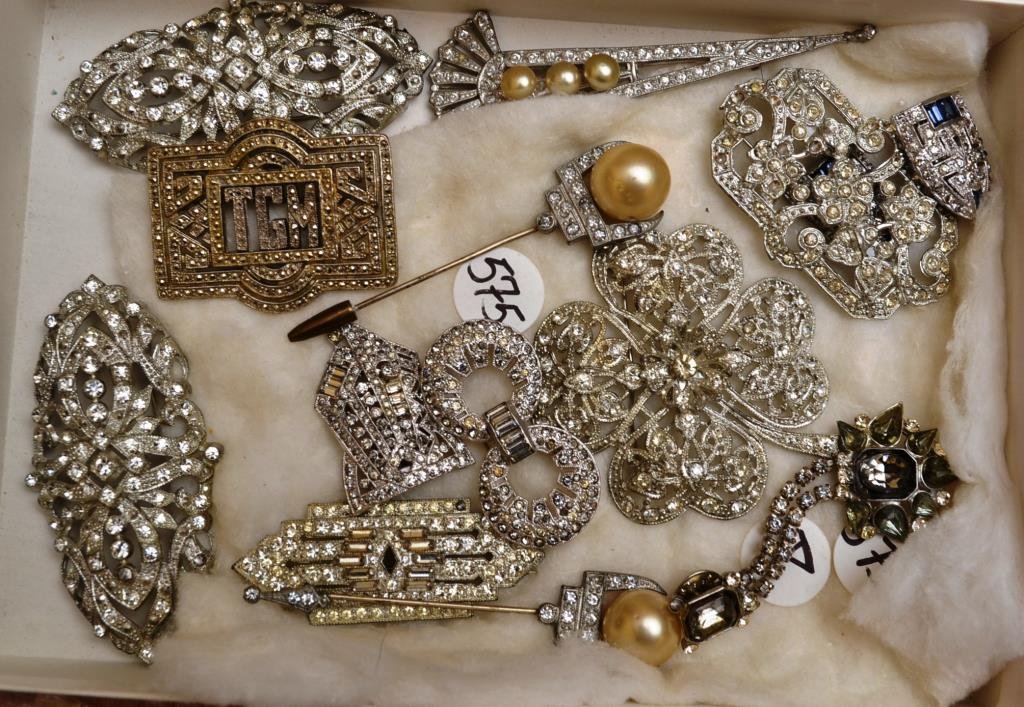 Mother of Pearl Opera Glasses: Mother of pearl opera glasses by Queen EC CO Philadelphia