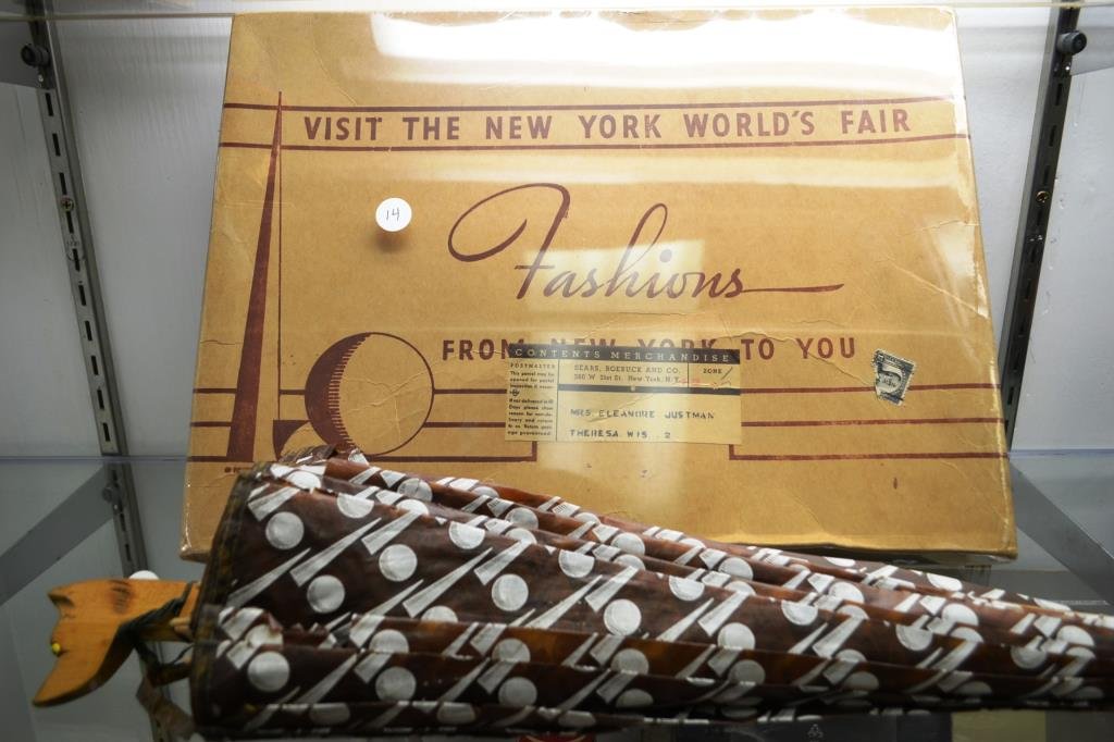 1939 Sears Roebuck / New York Worlds Fair Garment: 1939 Sears Roebuck garment box with postage, and a 1939 New York Worlds Fair umbrella with dog handle
