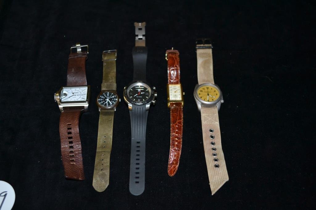 Grouping of Five Watches: Grouping of five men's watches, including; Bertucci, ESQ Octane, Diesel, 5 Bar, Green Curvex, and Timex