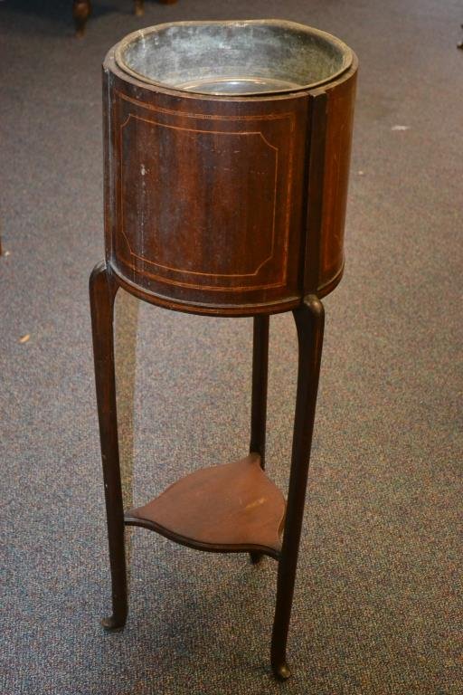 Edwardian Period Mahogany Plant Stand w/liner: Edwardian Period Mahogany Plant Stand w/liner 37"h x 13" dia