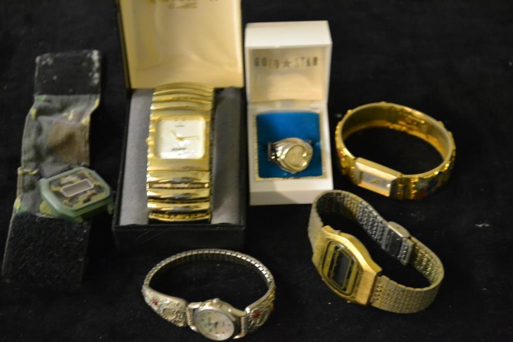 Watch Lot: Over 30 watches. Includes a 10K GF Longines.