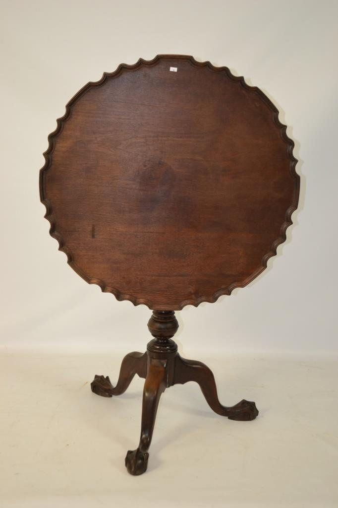 Centennial Philadelphia Chippendale Tea Table (1 of 6)