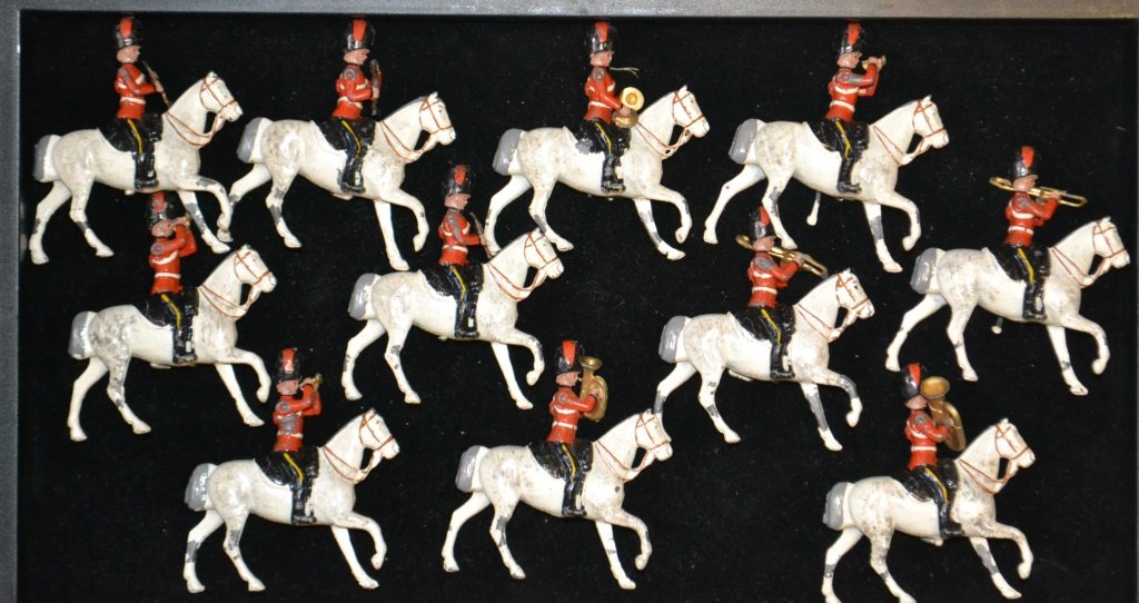 Vintage Britain Lead Soldiers Royal Horse Guard (1 of 3)