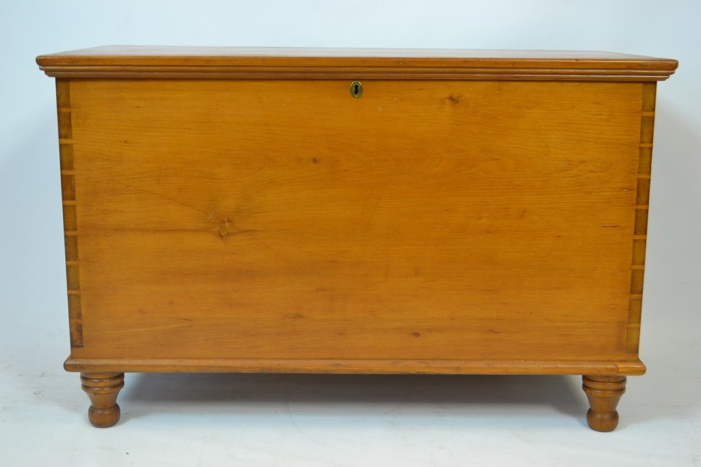 PA Poplar Blanket Chest (1 of 4)