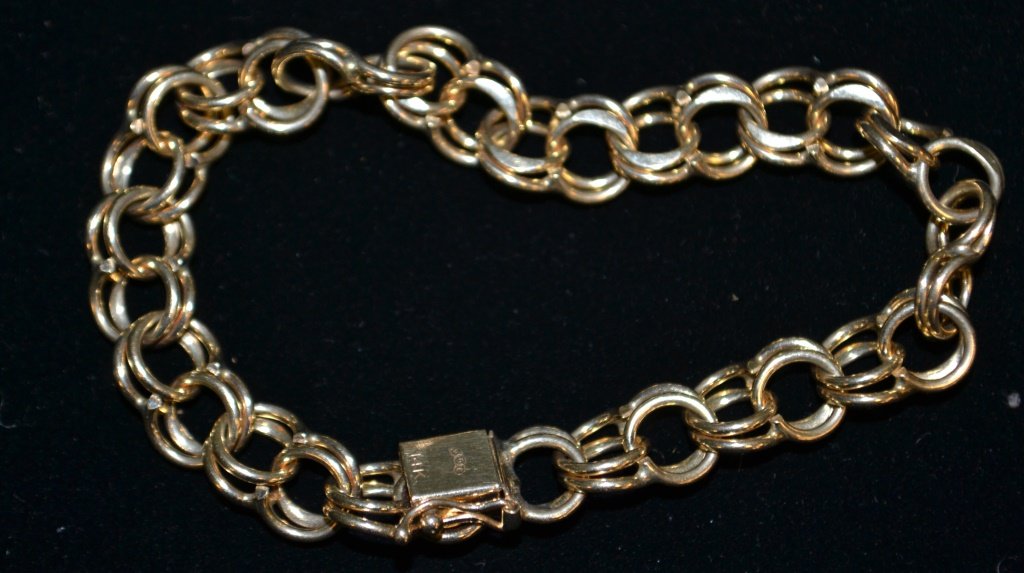 14K Gold Bracelet: 14K gold chain bracelet, weighing 12.6 DWT. *Note* Due to fraudulent transactions Keystone Auctions may require cash, money-order or wire transfers for gold, silver and coins purchases.