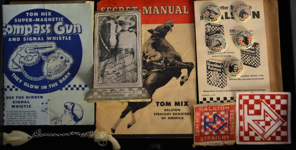 Ralston Tom Mix Premium Lot: Ralston Tom Mix Premium Lot including: Ralston Tom Mix picture frame, Tom Mix Ralston straight shooter, (2) sweater patches, decoder buttons w/ original shipping envelope, secret manual, and super mag