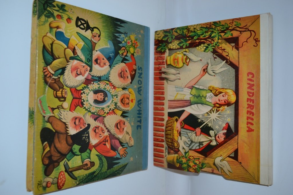 Two Kubasta Artia Prague Czechoslovakia Pop Up (1 of 3)