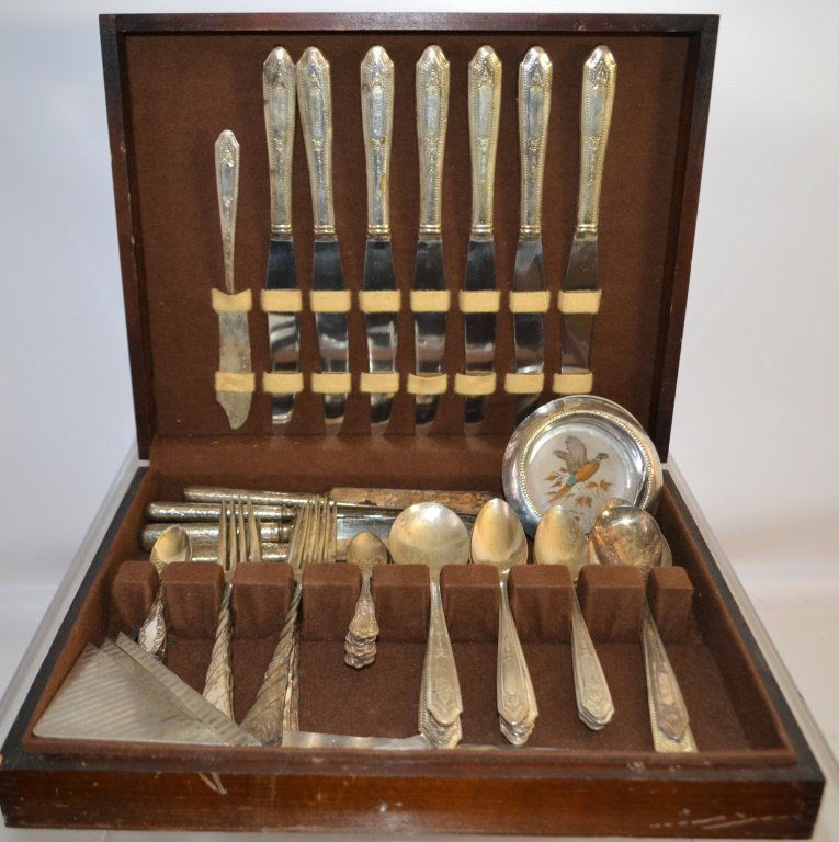 Grouping of Sterling Silver and Silver Plate (1 of 3)