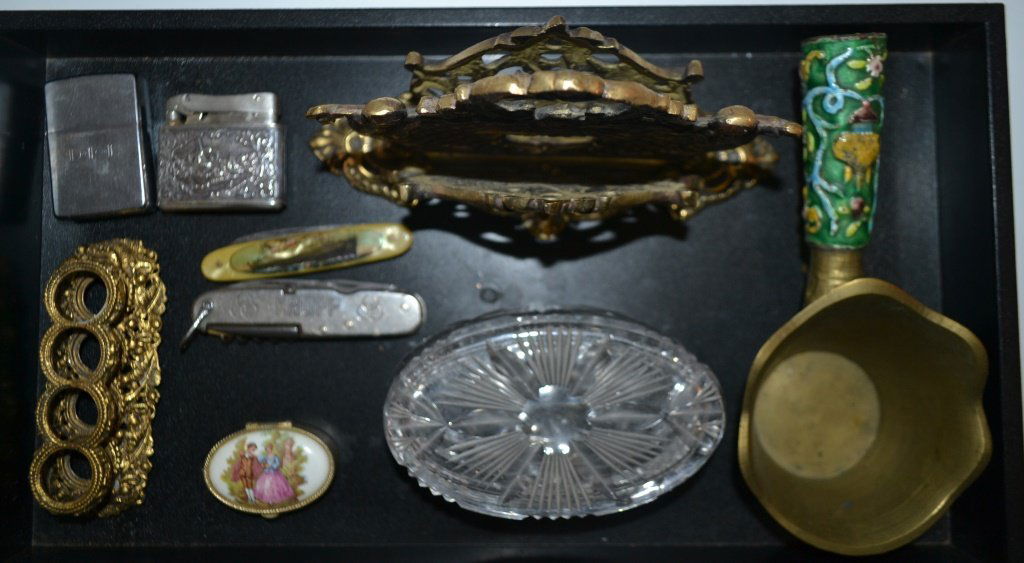 Collection of Dresser and Desk Items (1 of 4)