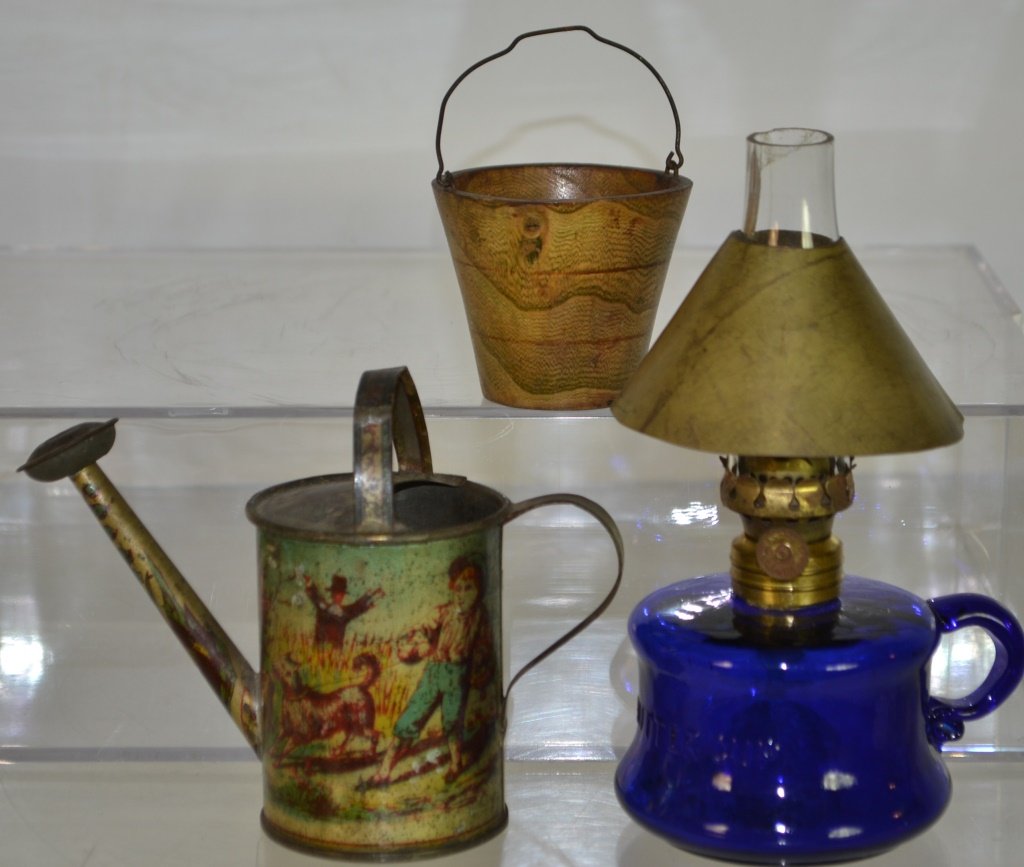 Grouping of Miniature Items (1 of 4)