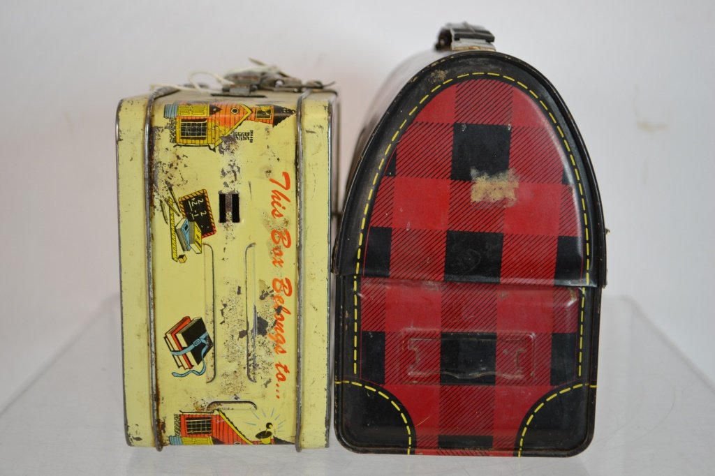 Two 1960's Era Lunch Boxes (1 of 7)