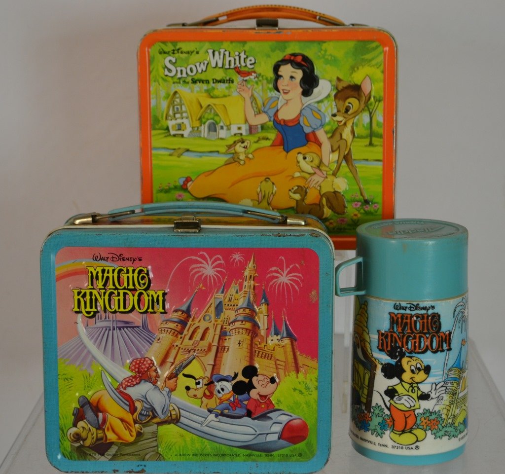Two Walt Disney Lunch Boxes (1 of 9)