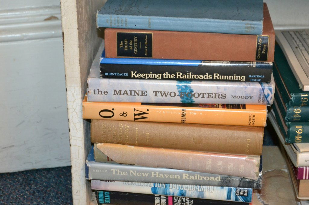 Ten Railroad & Model Train Related Books (1 of 1)