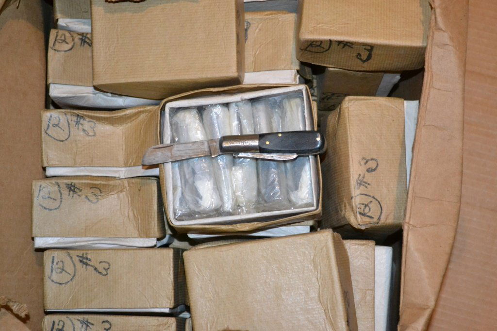 Approx. 408 Barlow Pocket Knives (1 of 2)