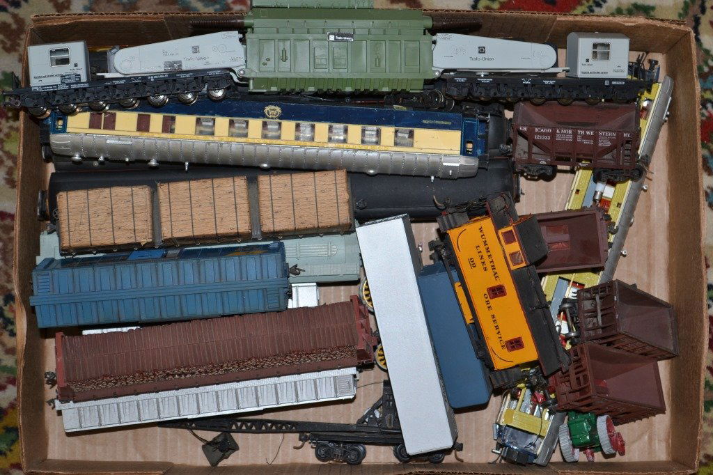 HO Scale Misc. Car Lot (1 of 1)