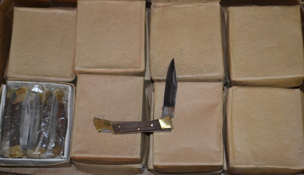 Approx. 14 Dozen of Pocket Knives (1 of 2)
