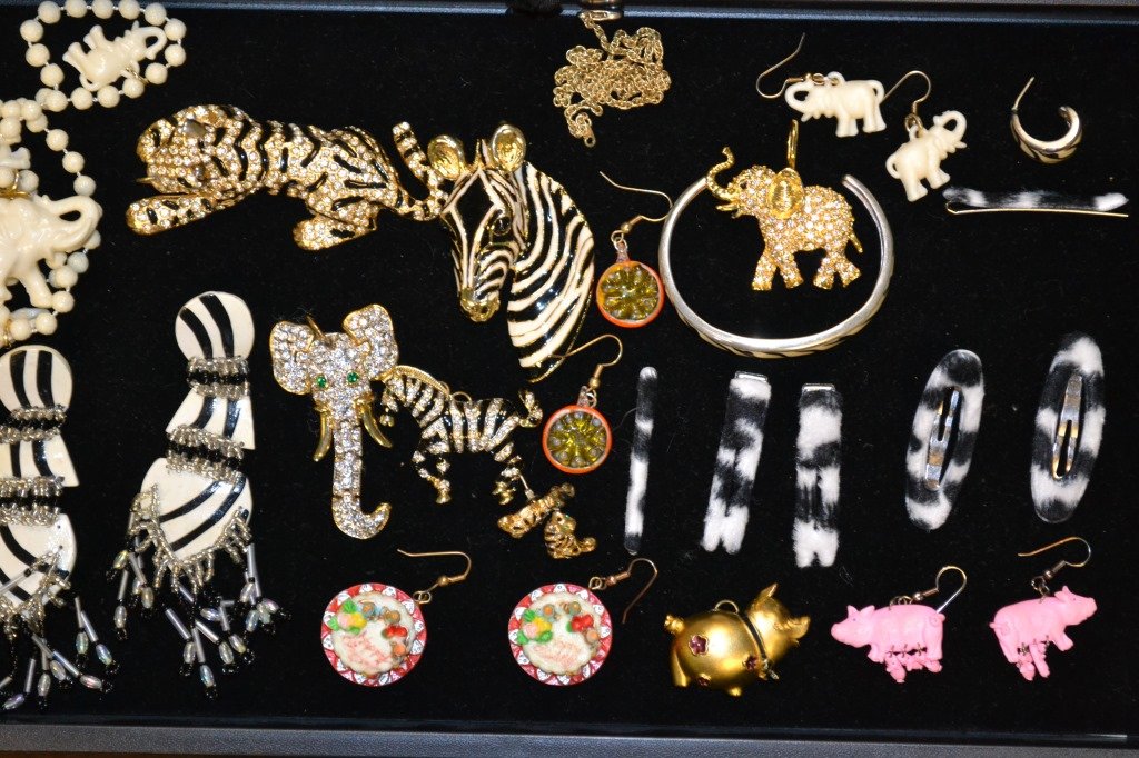 Tray of Animal Print Costume Jewelry (1 of 1)