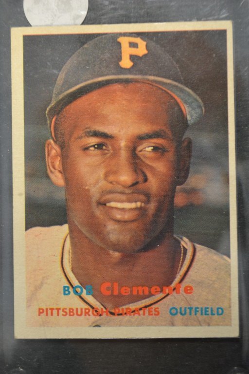1957 Topps Roberto Clemente # 76 Baseball Card (1 of 2)