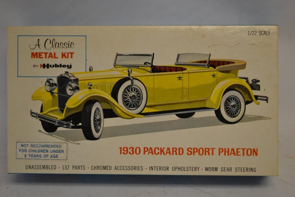 Hubley 1/22 Scale Unassembled 1930 Packard: Hubley 1/22 Scale Unassembled 1930 Packard Sport Phaeton NIB No. 4859