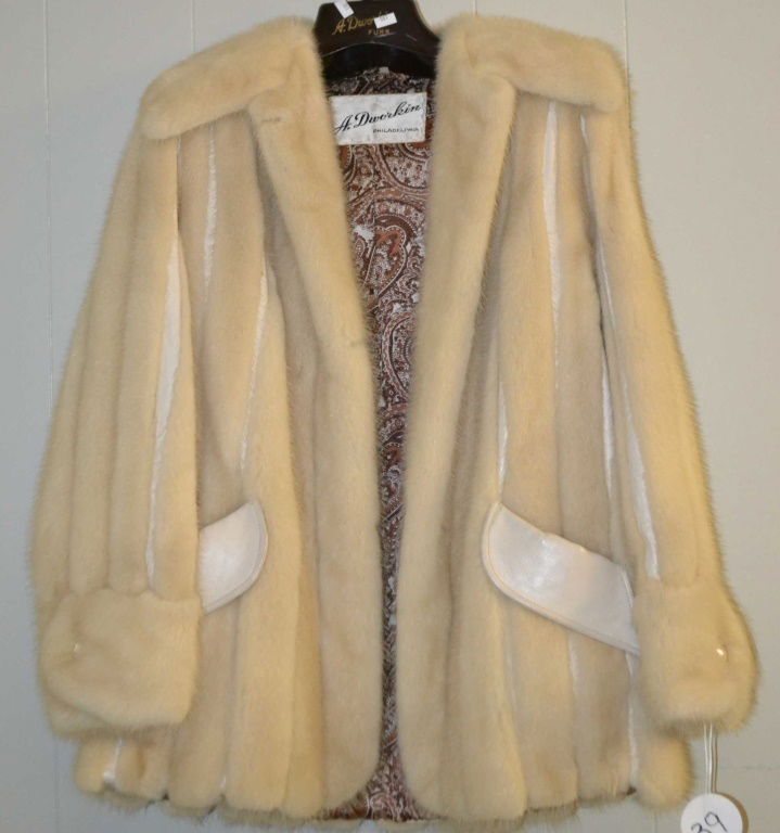 Mink Fur Coat size M (1 of 3)