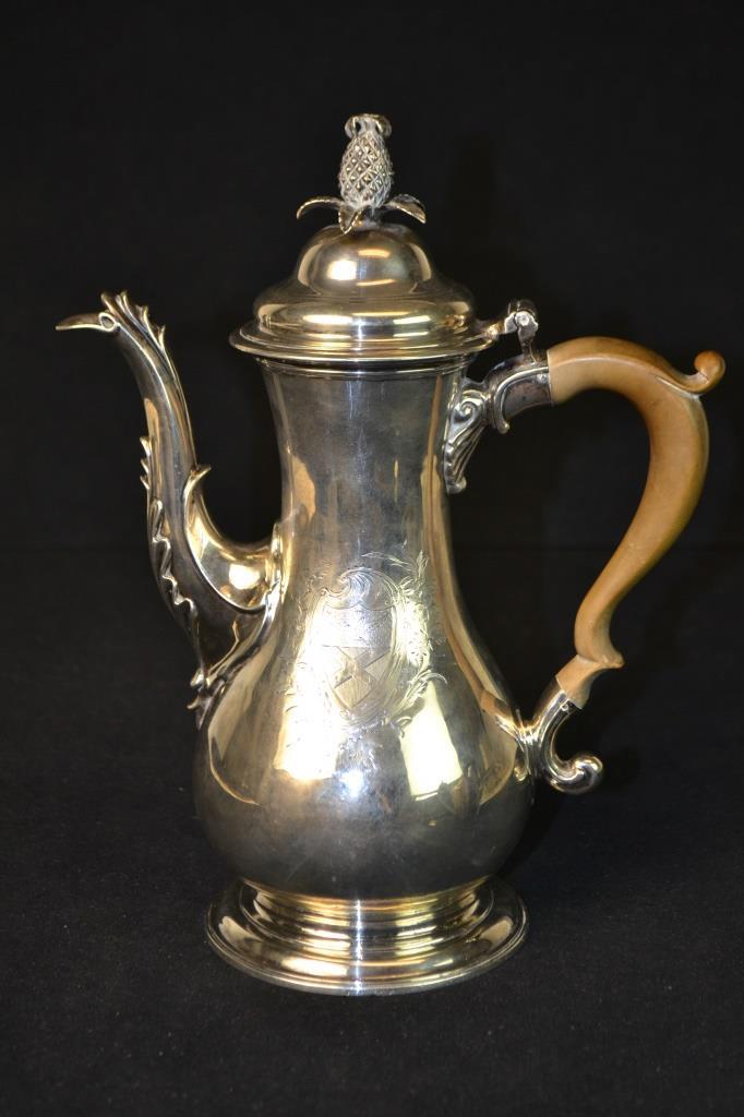 18th C Sterling Silver London Teapot 1770 (1 of 4)