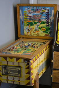 Sluggin Champ De Luxe Pinball Machine: Sluggin Champ De Luxe Pinball Machine made by D. Gottlieb & Co. measuring approx. (sa found) 88"h x 29.5"w x 57"das is condition