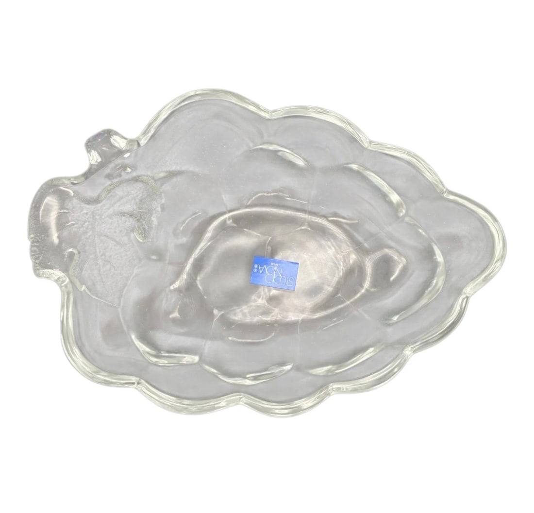 NIB Studio Nova Grape Fruit Cluster Clear Glass Dish Ice Cream Desert Bowl: A beautiful vintage clear glass serving dish by Studio Nova, sculpted into the detailed shape of a leaf with a frosted vein texture on the handle end. Retains its original blue "Studio Nova" foil bran