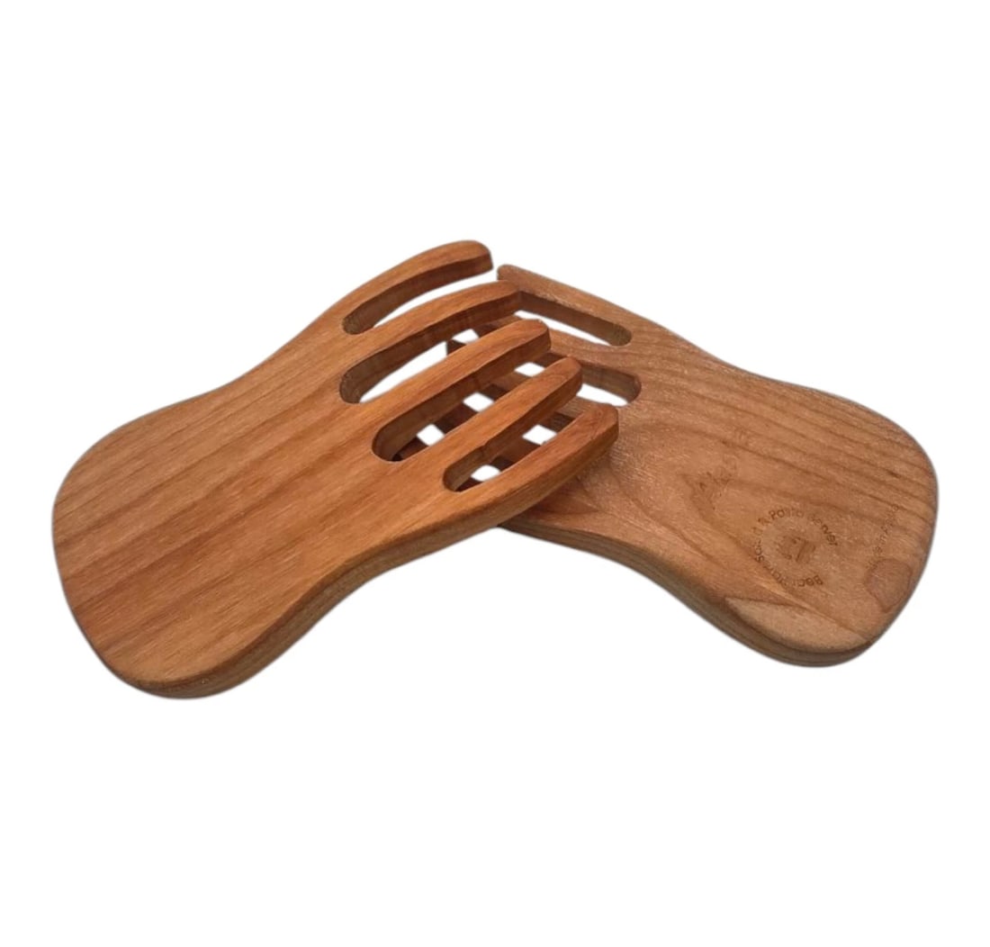 Alaskan Bear Claw Wooden Pasta & Salad Server: A unique, organic modern pair of hand-shaped salad servers or tongs. Craft-carved from a single piece of solid hardwood, these "salad hands" feature beautiful natural grain patterns and ergonomic grip