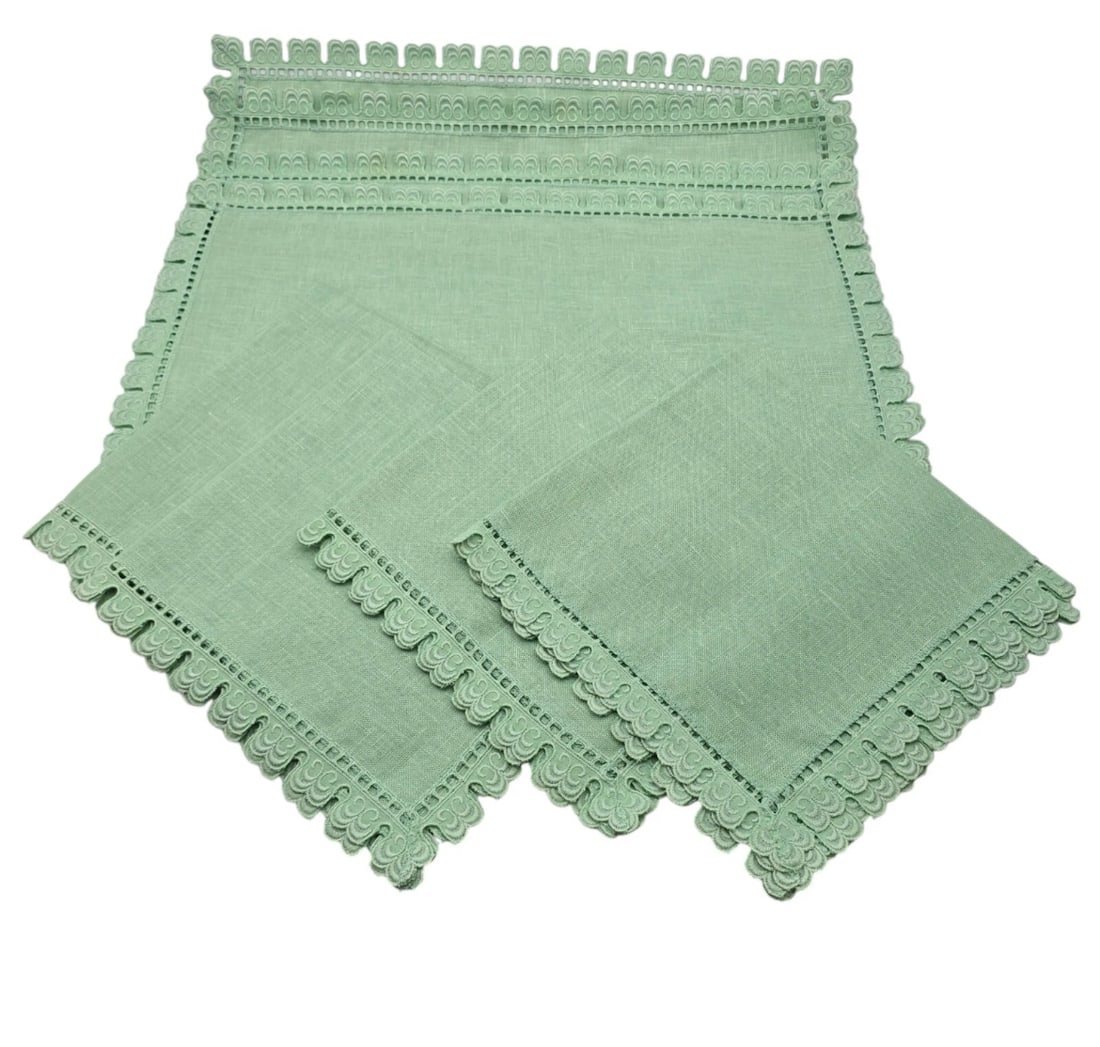 Set Of 4 Vintage Mint Green Placemats With Matching Napkins Lace Around Edge (1 of 3)