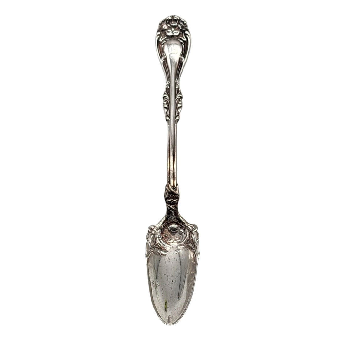 Antique Vintage WM A Rogers A1 Silverplate Repousse Fruit Melon Spoon (1 of 2)