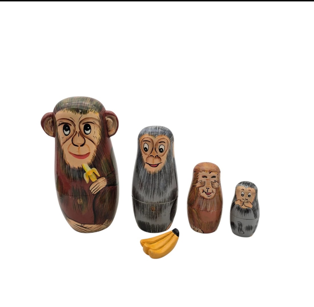 Matryoshka Wood Nesting Monkeys Hand painted Set Of 4 With Banana. (1 of 4)