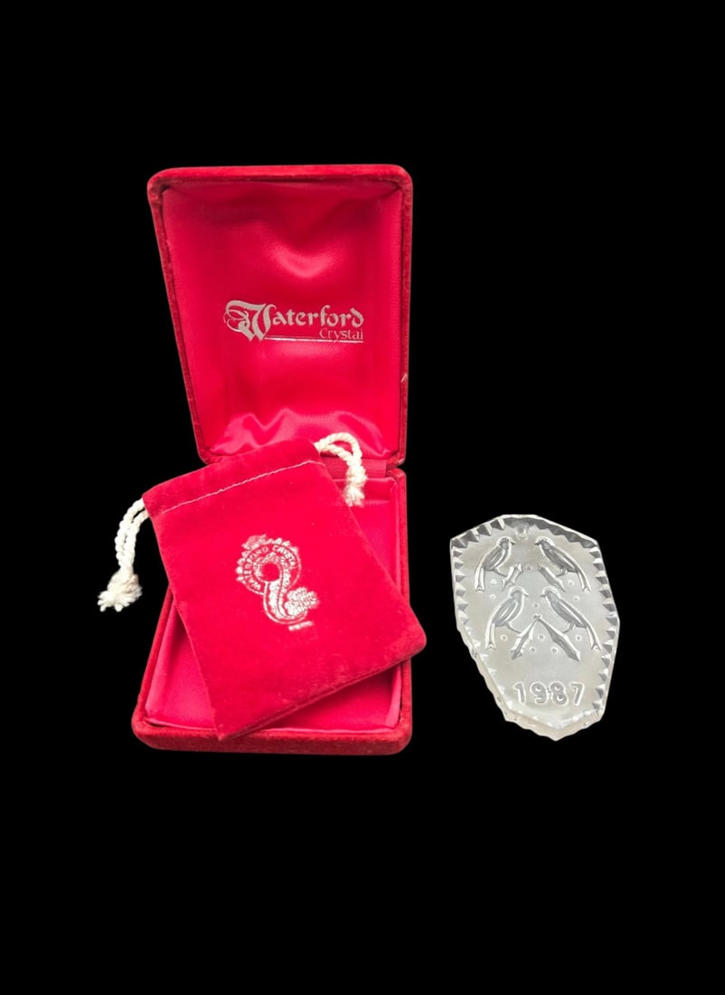1987 Waterford Crystal 12 Days of Christmas Four-4 Birds Calling Ornament (1 of 3)
