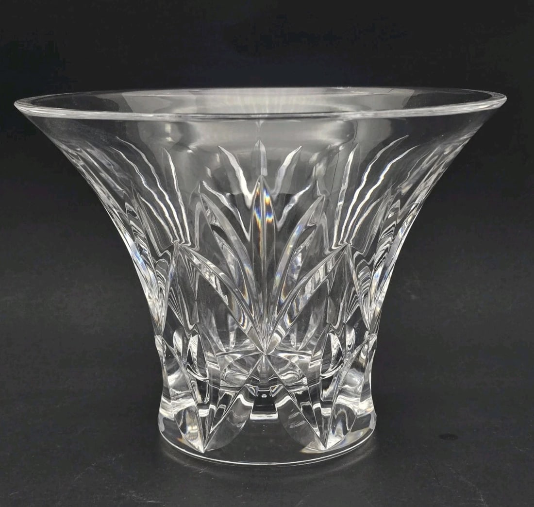 Marquis by Waterford CAPRICE 8" Crystal Flared Crystal Trumpet Vase (1 of 2)