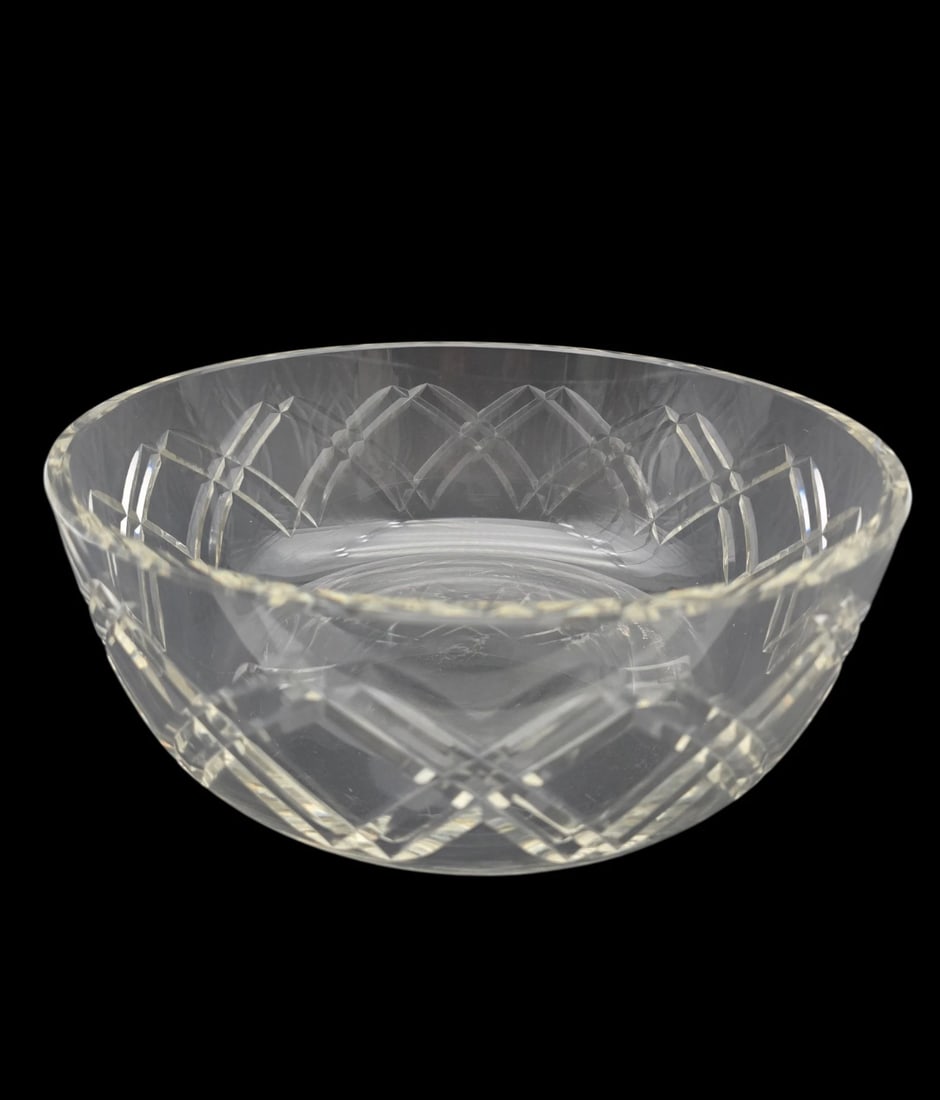 Tiffany & Co. Glass Salad Large Fruit Bowl 10 5/8" Cut Diamond Criss Cross: A stunning vintage clear cut-crystal round serving bowl. Features a beautiful criss-cross geometric diamond and arch cut pattern wrapping around the exterior, a thick polished rim, and a completely sm