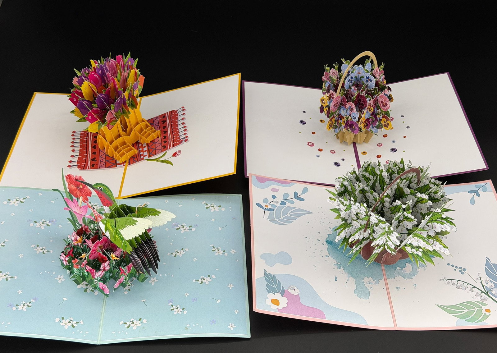 Brand New 3D Pop-up Greeting Cards Mix Lot-4 PCS: Please refer to the title and photos for the item description and details. If you have any questions, please do not hesitate to contact us before placing your bid. We offer combined in-house shipping 
