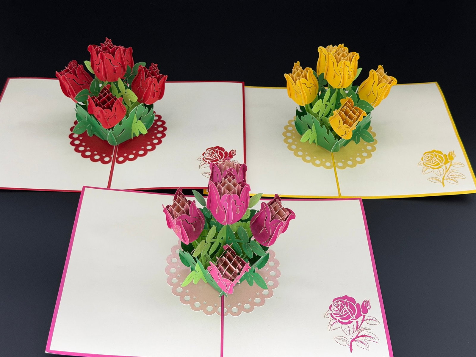 Brand New 3D Pop-up Greeting Cards Mix Lot-3 PCS: Please refer to the title and photos for the item description and details. If you have any questions, please do not hesitate to contact us before placing your bid. We offer combined in-house shipping 