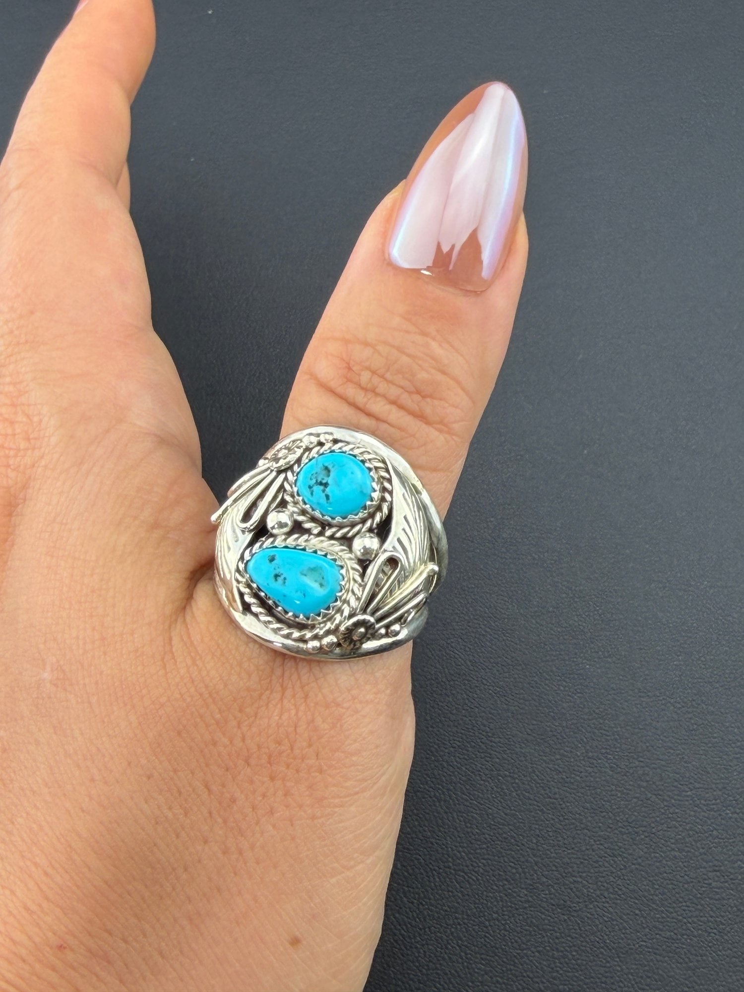 Collectable Signed L. Spencer Native American Designer 925 Sterling Silver Sleeping Beauty Turquoise: Please refer to the title and photos for the item description and condition. If you have any questions, please do not hesitate to contact us before placing your bid.We offer combined in-house shipping