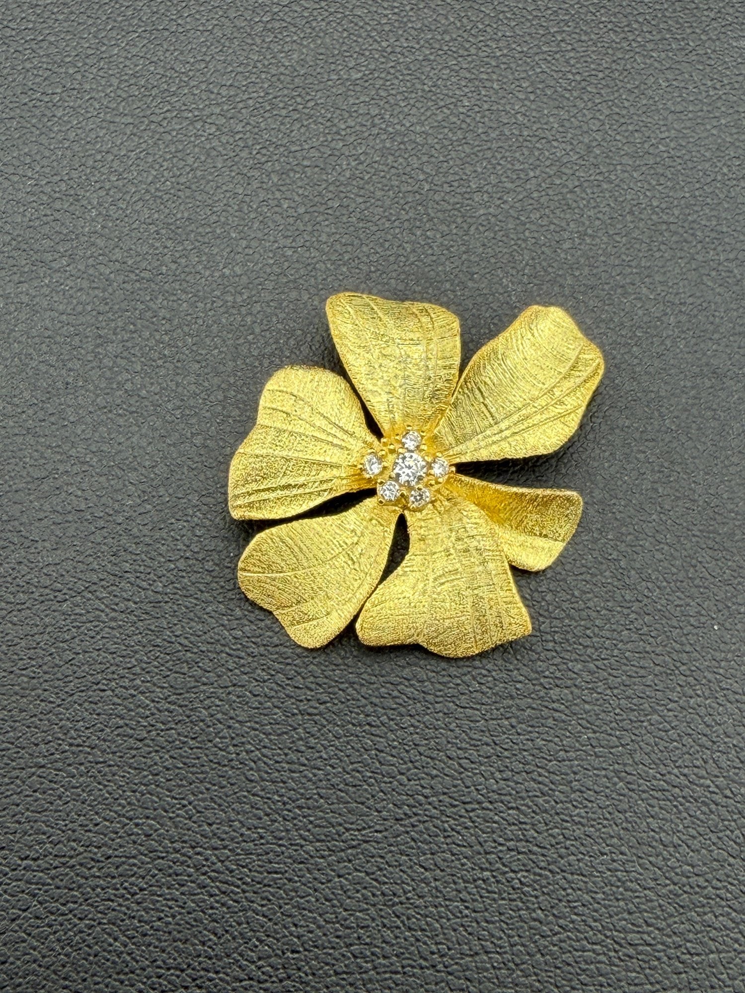 Pendant Brand New Solid 925 Sterling Silver Stamped Gold Electroplated