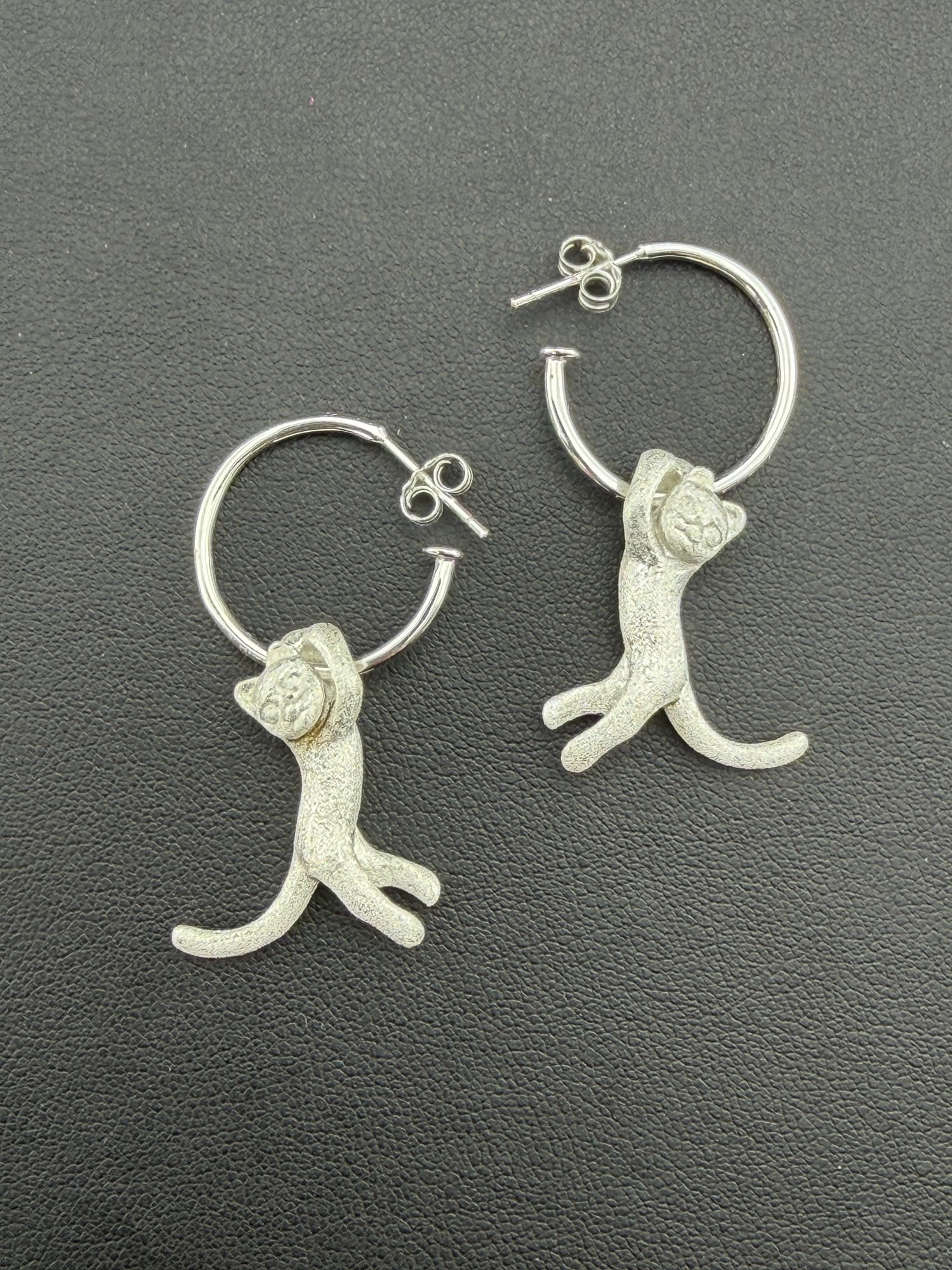 Cat Dangle Earrings Brand New Solid 925 Sterling Silver Stamped Gold Electroplated