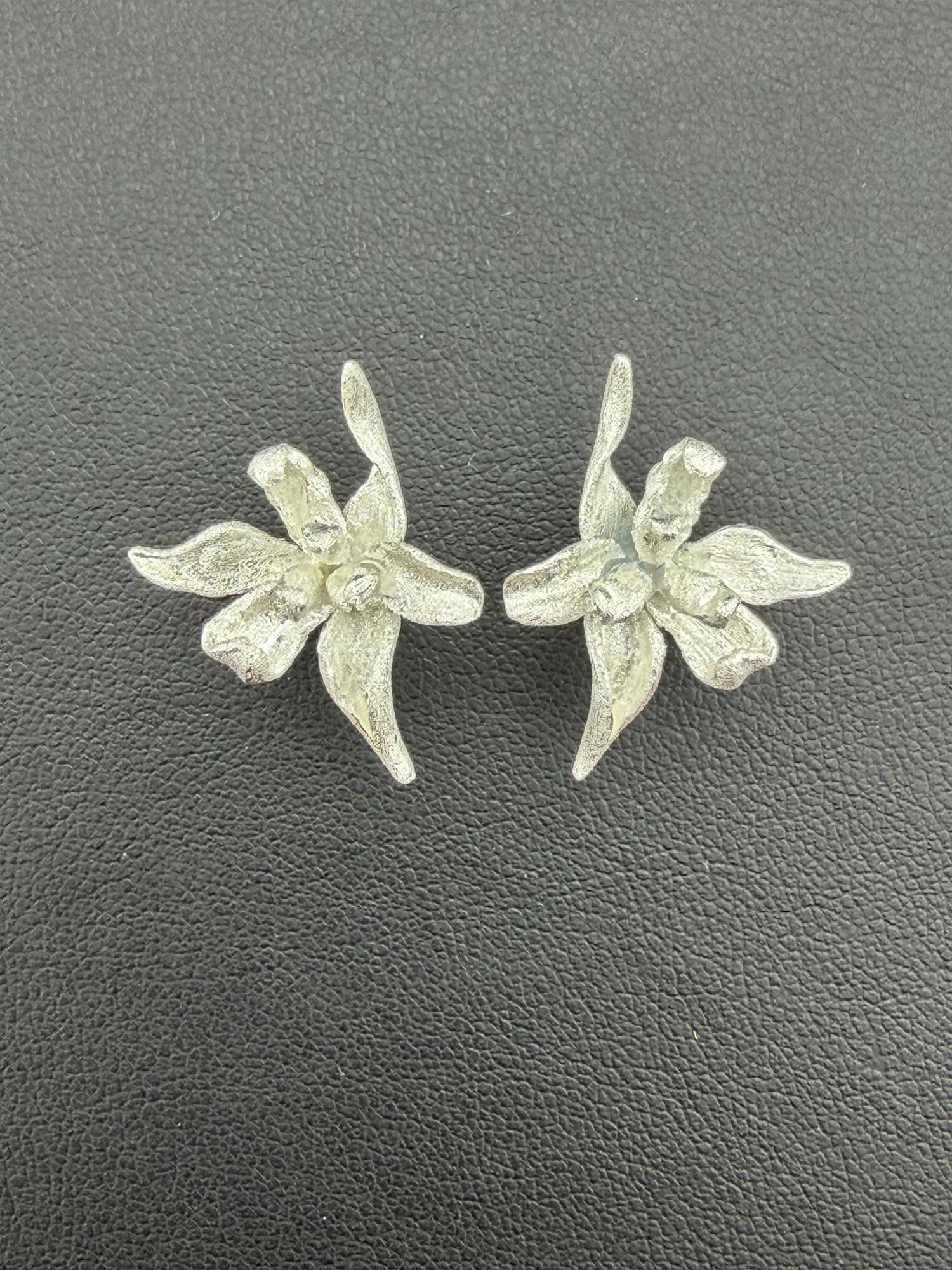 Stud Earrings Brand New Solid 925 Sterling Silver Stamped Gold Electroplated