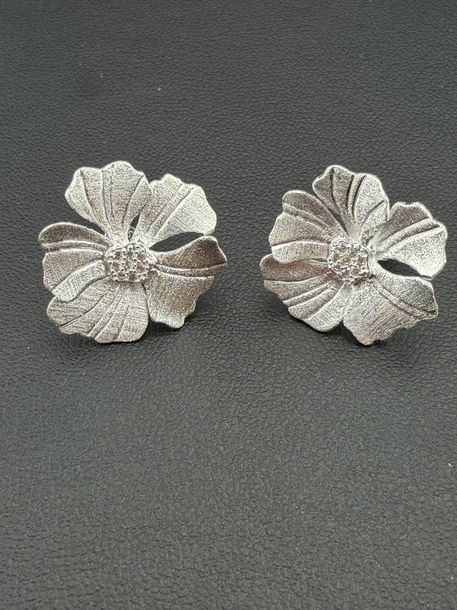Zirconia Stud Earrings Brand New Solid 925 Sterling Silver Stamped Gold Electroplated