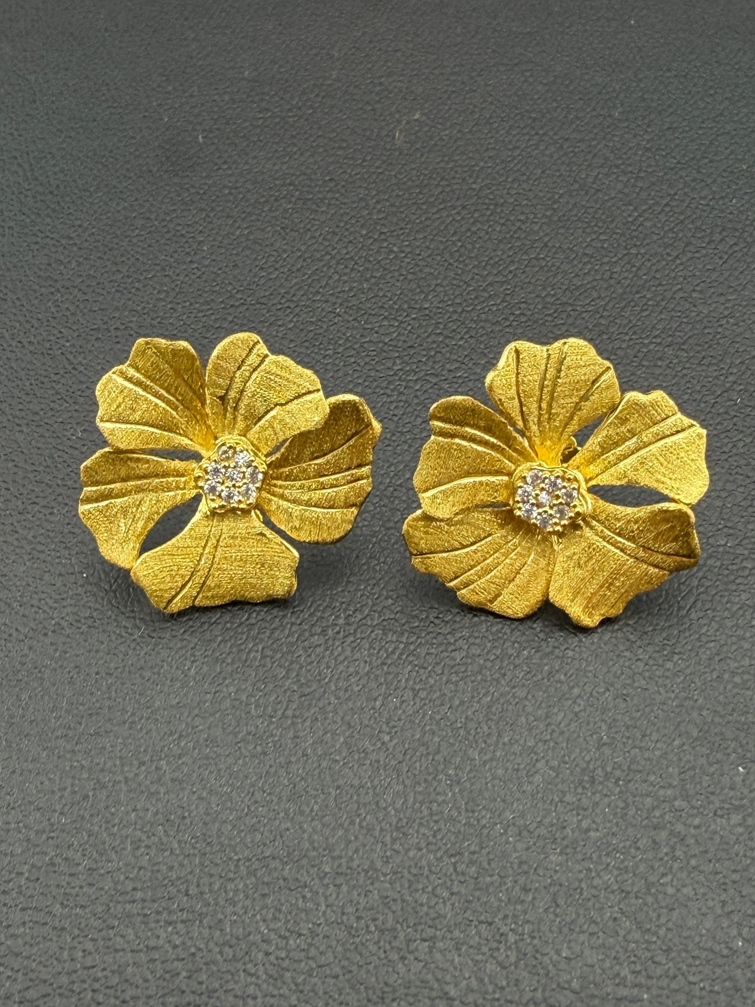 Zirconia Stud Earrings Brand New Solid 925 Sterling Silver Stamped Gold Electroplated (1 of 6)
