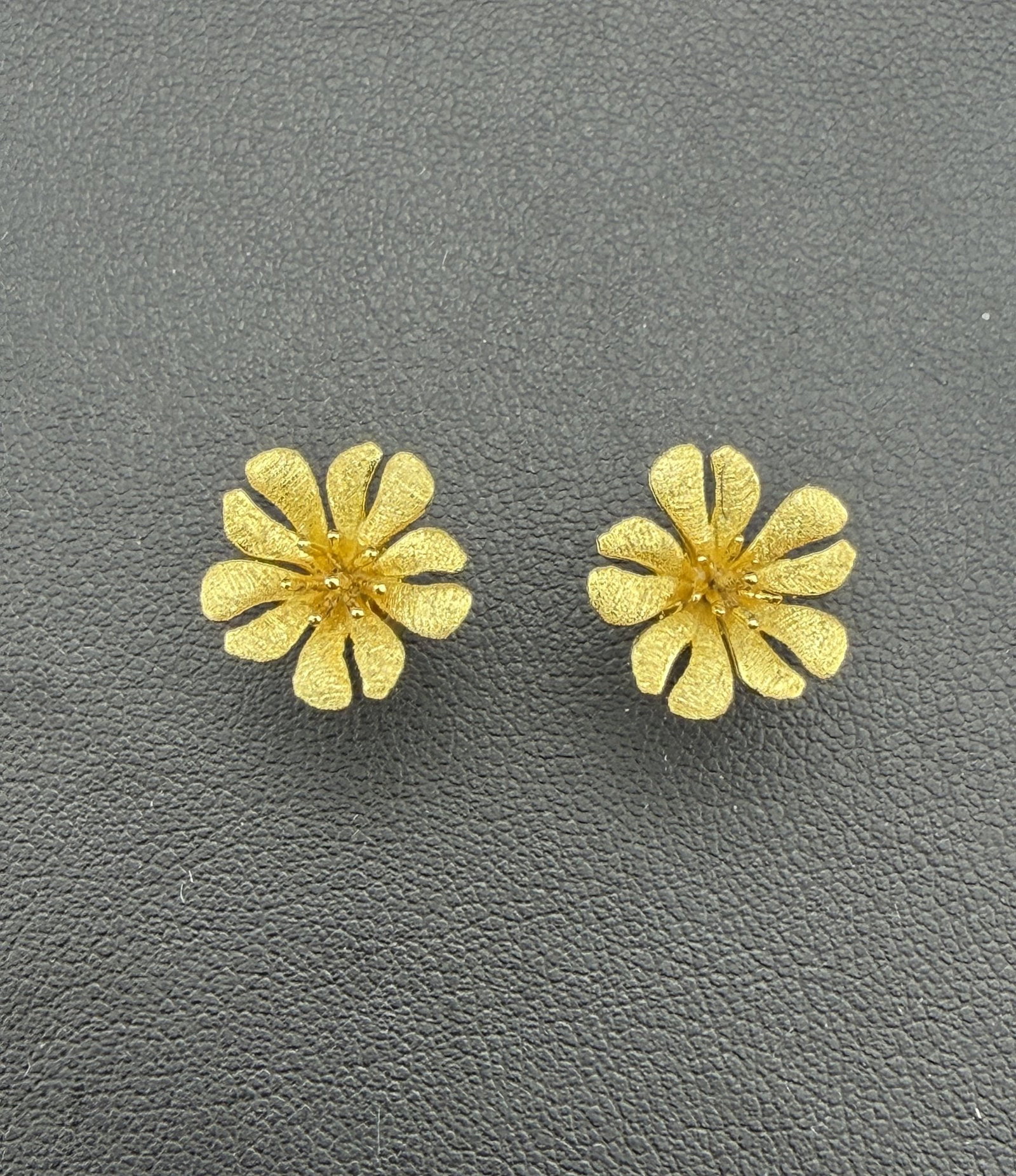 Stud Earrings Brand New Solid 925 Sterling Silver Stamped Gold Electroplated