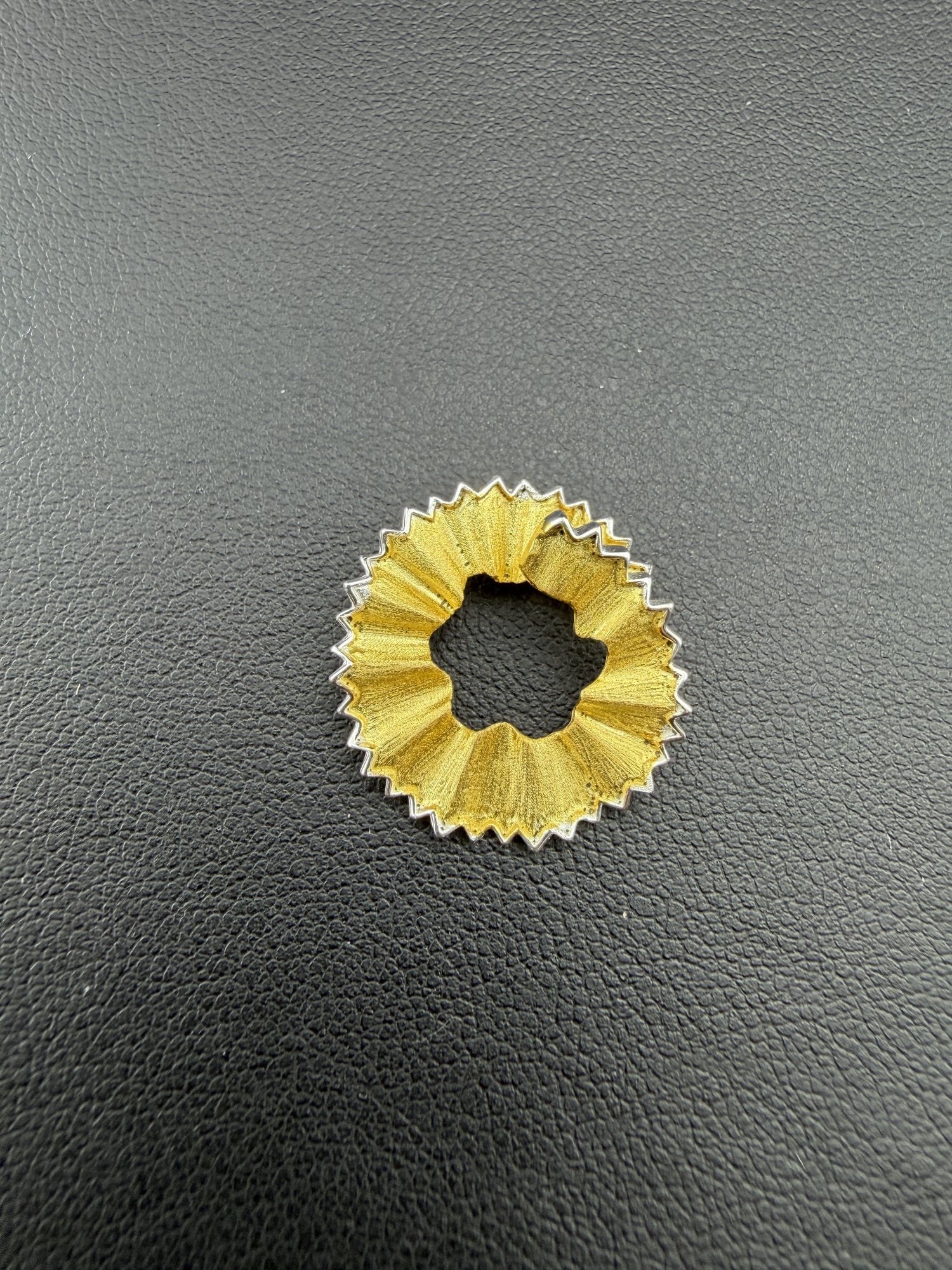 Pendant Brand New Solid 925 Sterling Silver Stamped Gold Electroplated