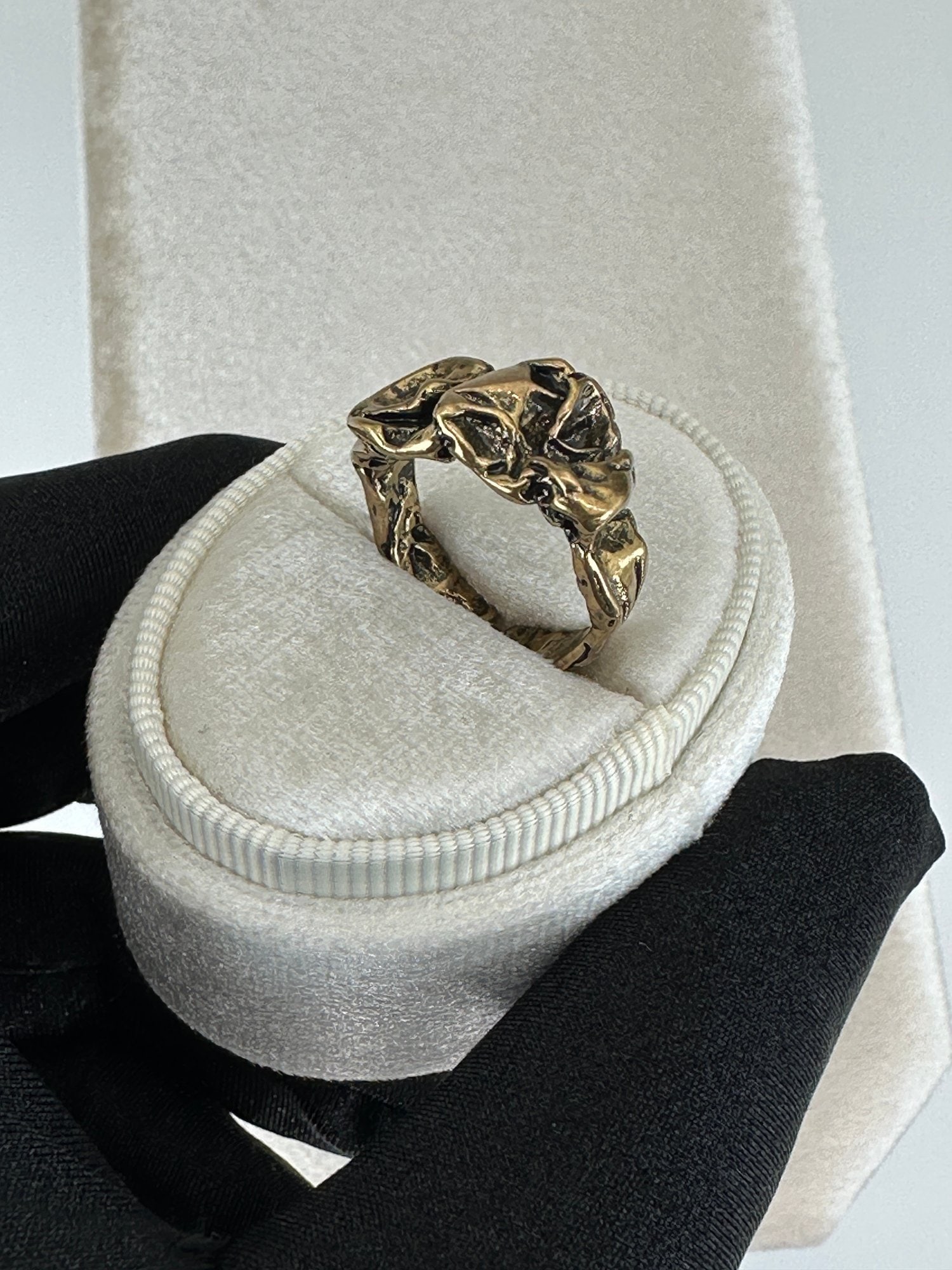 Luxurious Gold Alloy Plated Ring