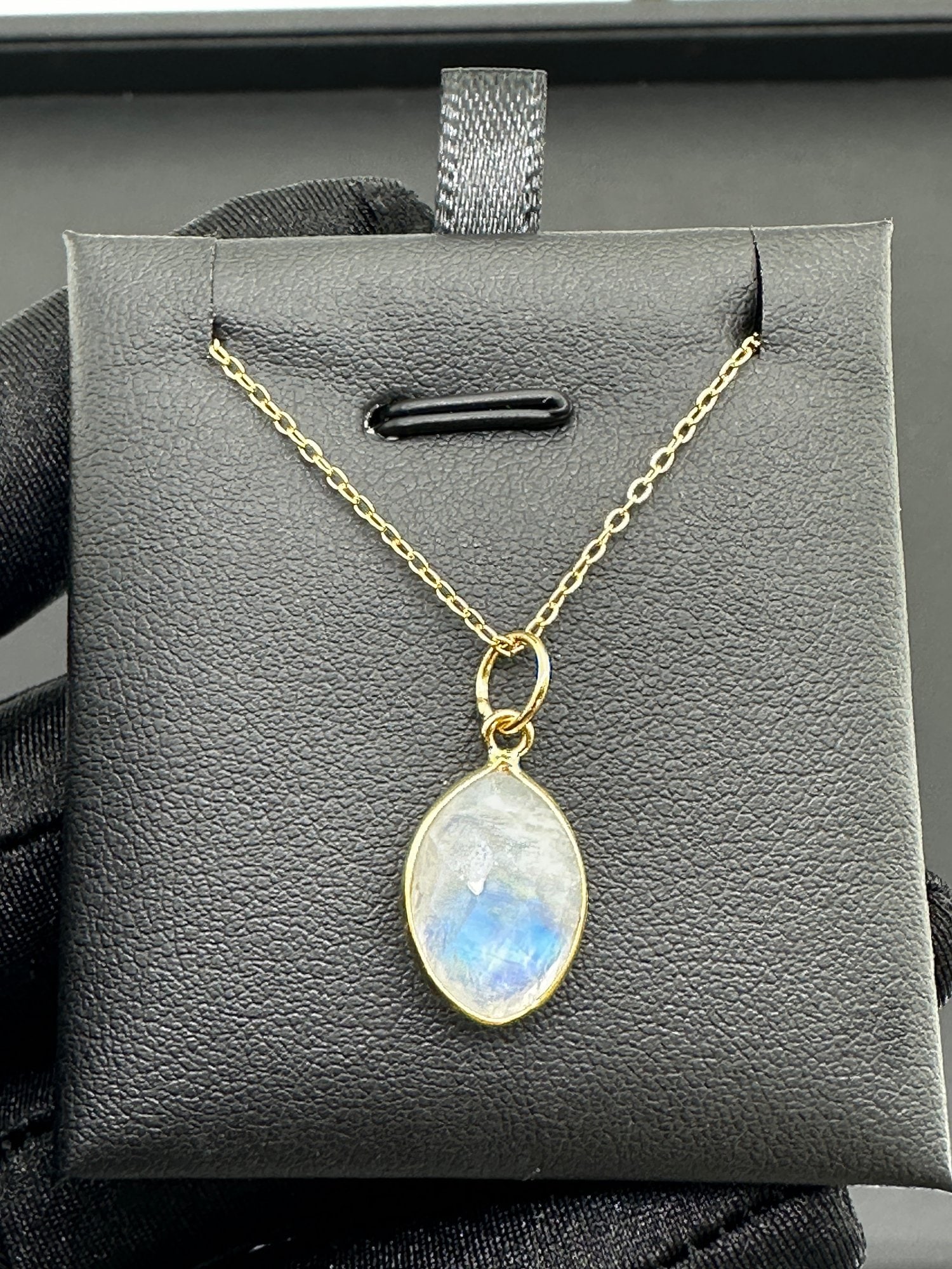 Necklace 925 Silver-Tone, Gold-Plated Natural Moonstone Gemstone