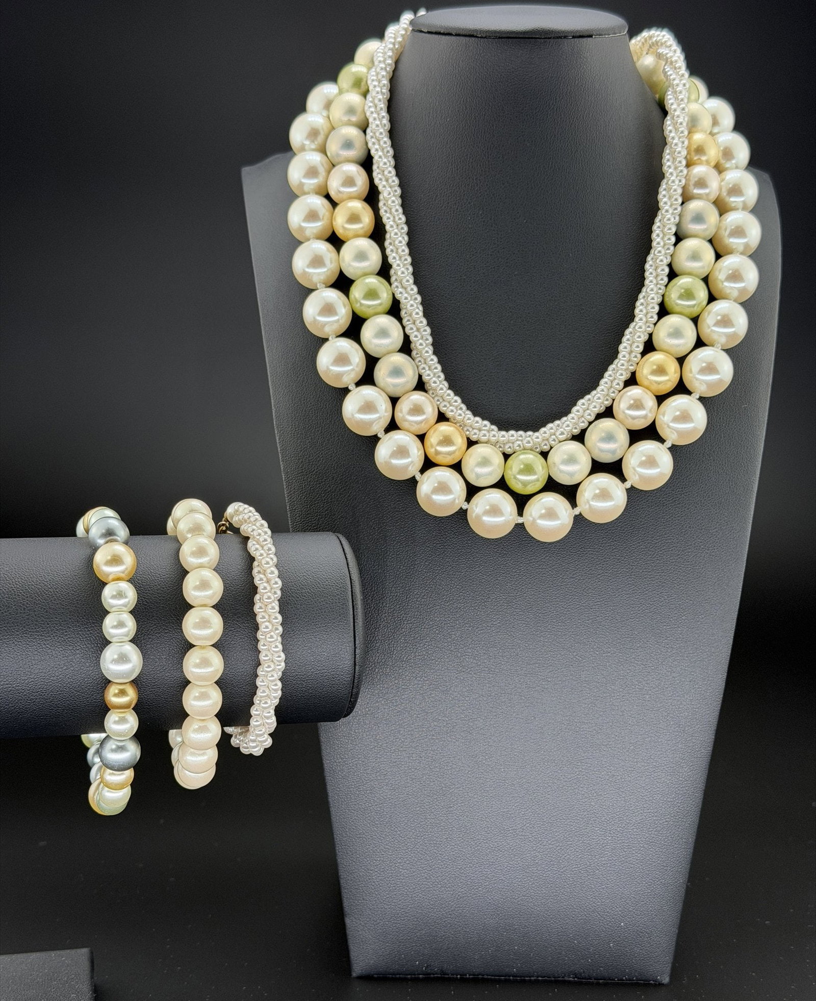 Pre-Owned Faux Pearl Bracelets & Necklace Mixed Lot