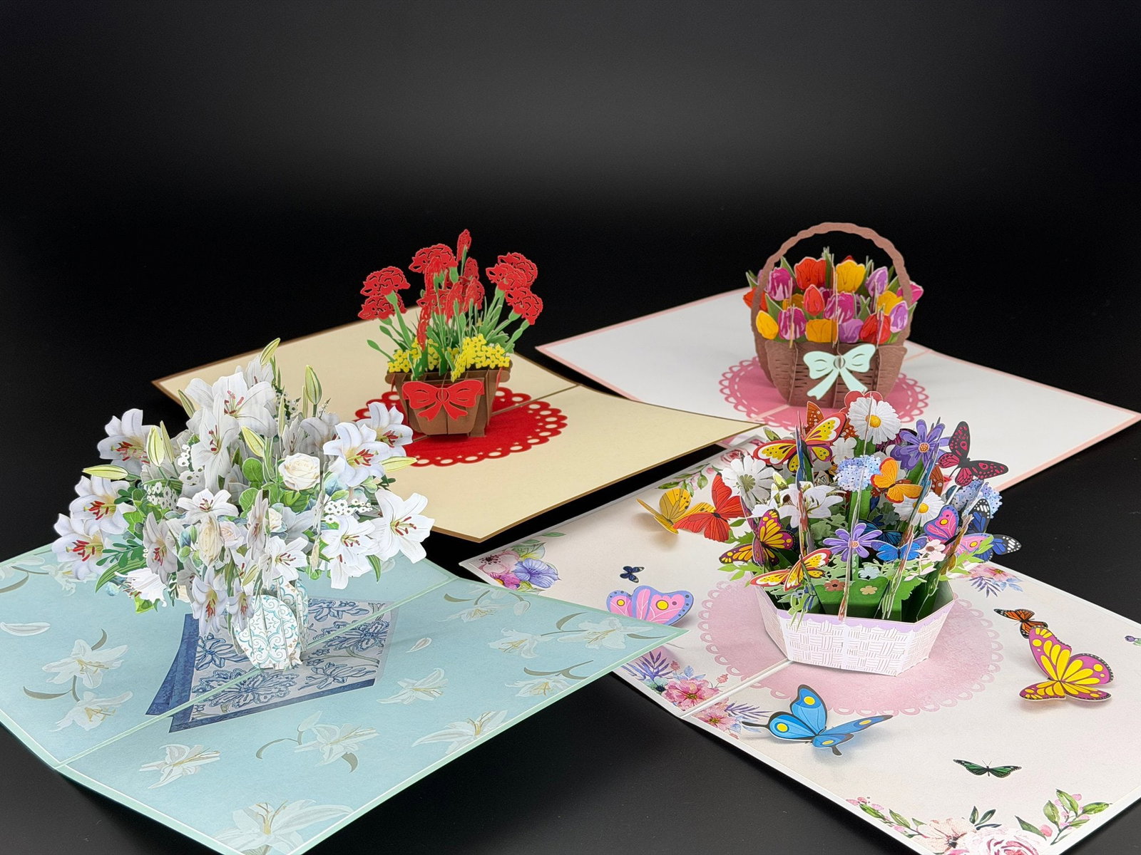 Brand New 3D Pop-up Greeting Cards Mix Lot-4 PCS: Please refer to the title and photos for the item description and condition. If you have any questions, please do not hesitate to contact us before placing your bid.We offer combined in-house shipping